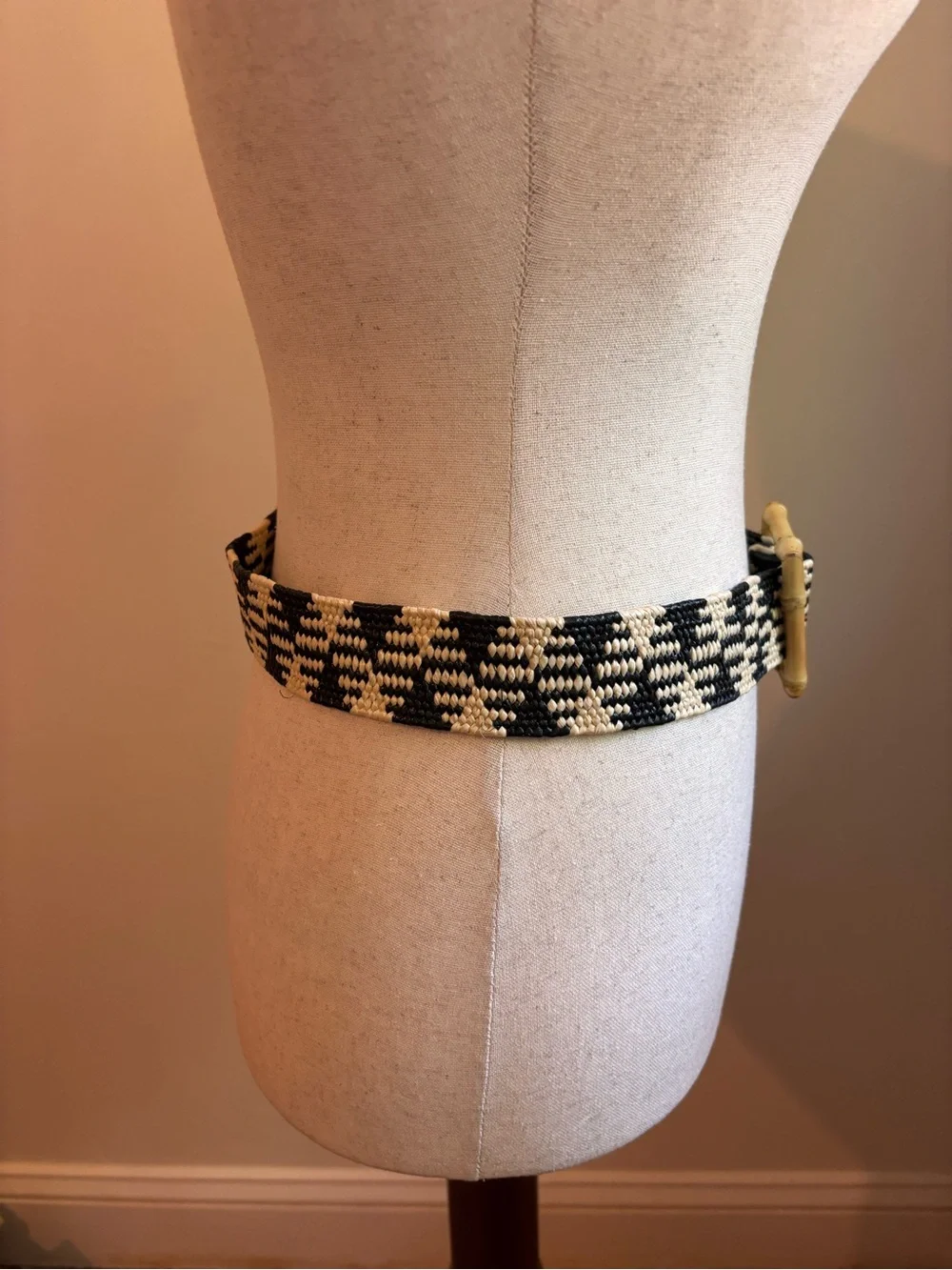 Black White Woven Stretch Belt Bamboo Buckle Boho Resort Waist Belt